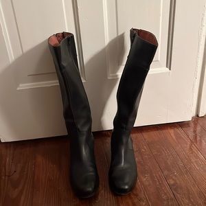 Coral Como Black leather boots - like new! only worn once!